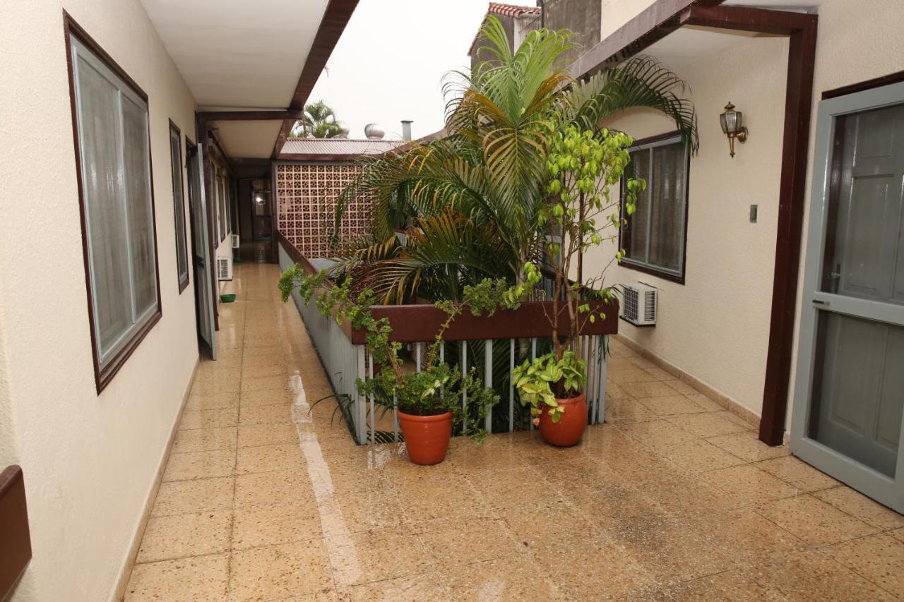 Hotel Bolivia Santa Cruz de La Sierra Exterior photo
